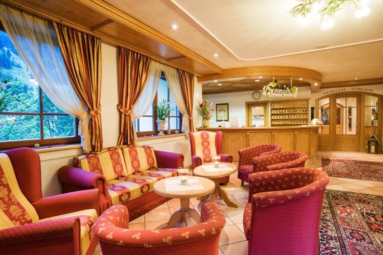 Hôtel Wieseneck à Sankt Johann im Pongau Extérieur photo
